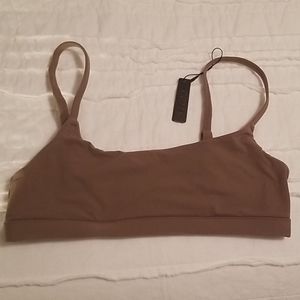 SKIMS Scoop Neck Bra - Umber BRAND NEW